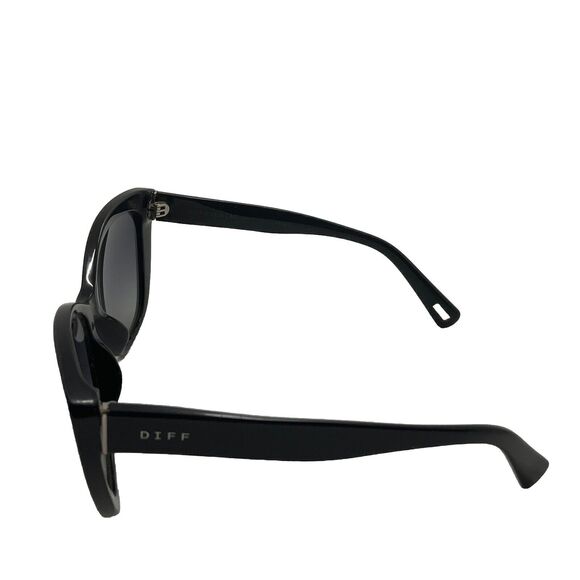 Diff’s Women’s Sunglasses Cat eye (LOT OF 2) Black Polarized Grey Lenses